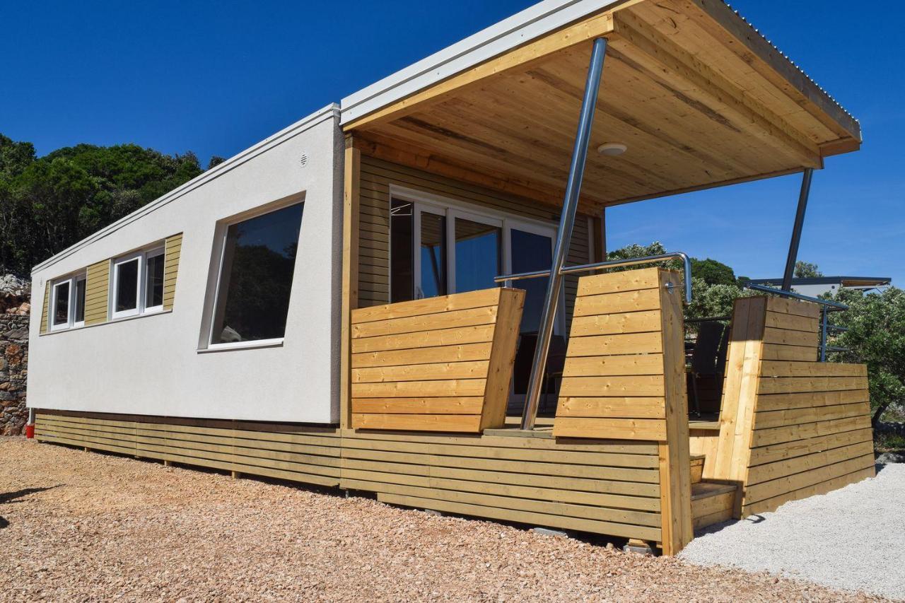 Glamping Tents And Mobile Homes Trasorka Veli Losinj Exterior photo