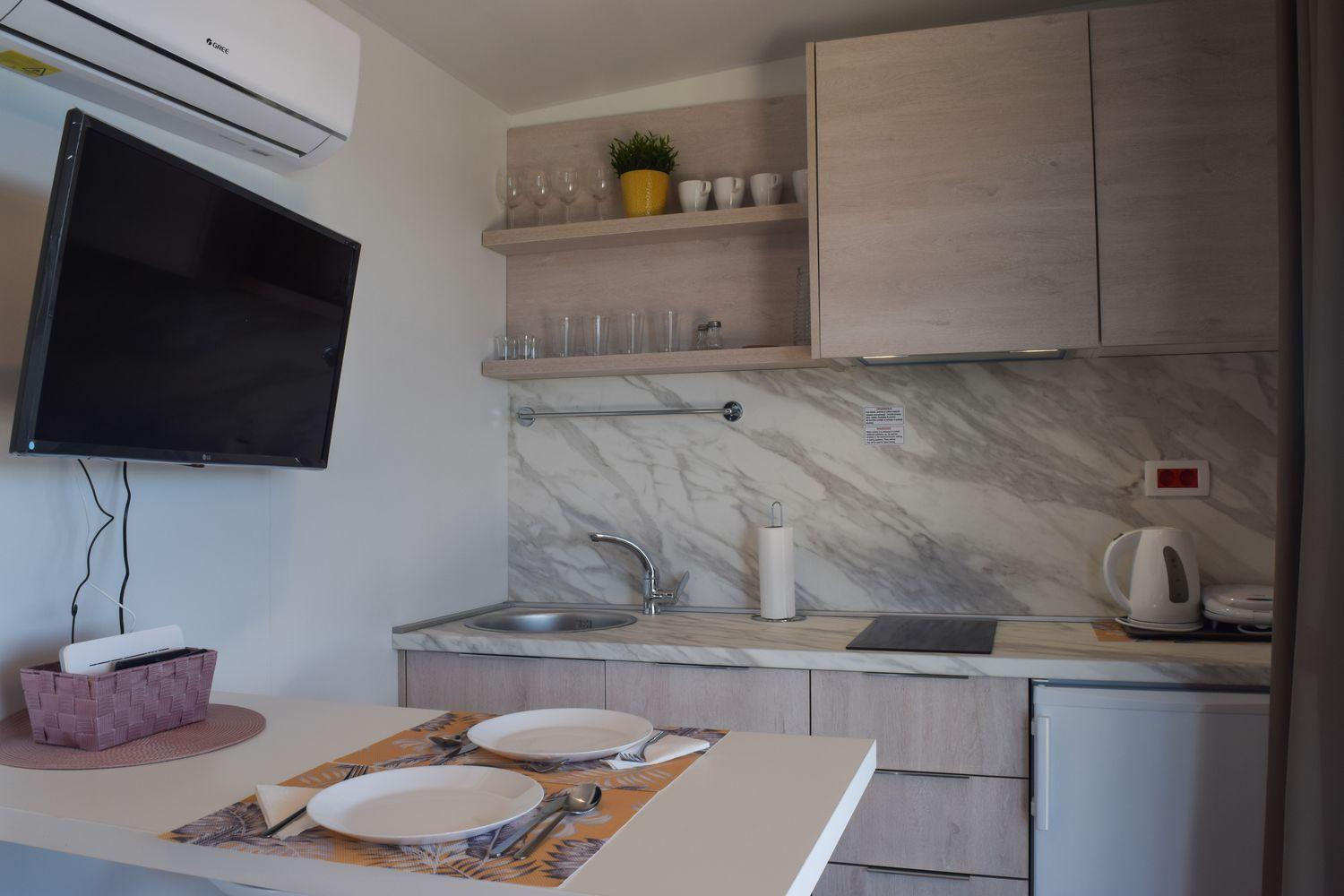 Glamping Tents And Mobile Homes Trasorka Veli Losinj Room photo
