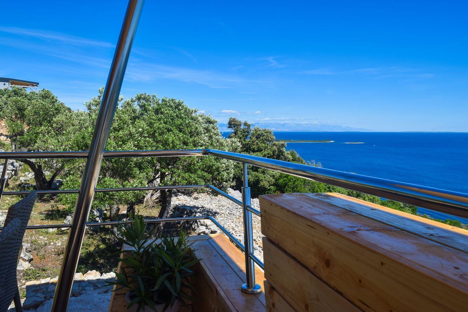 Glamping Tents And Mobile Homes Trasorka Veli Losinj Room photo