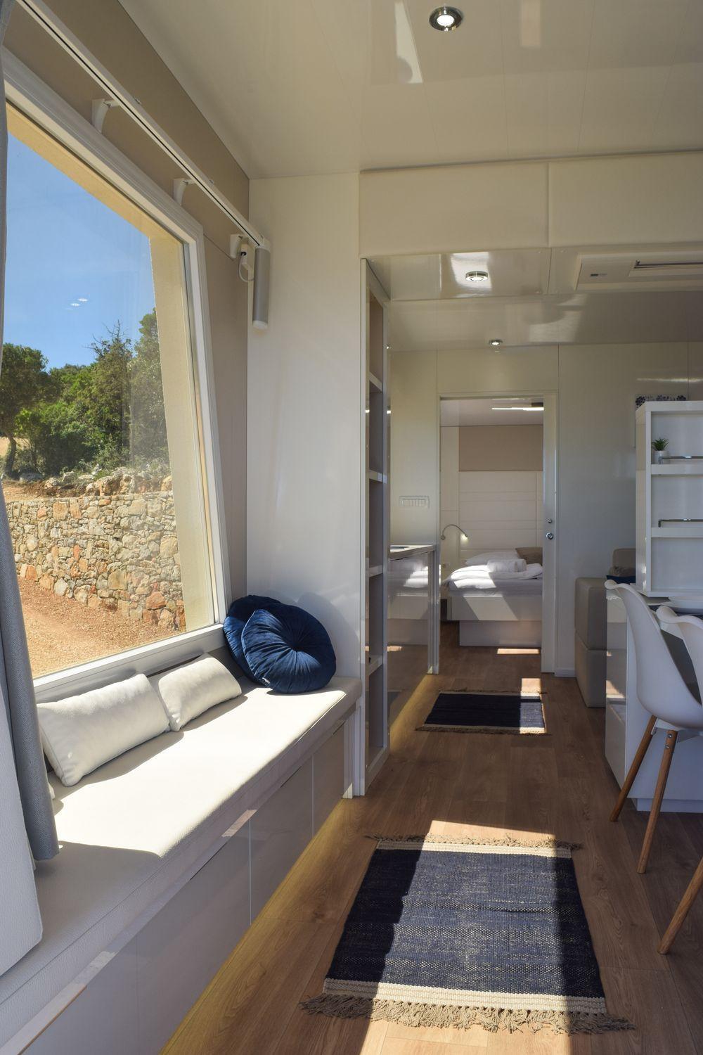 Glamping Tents And Mobile Homes Trasorka Veli Losinj Room photo