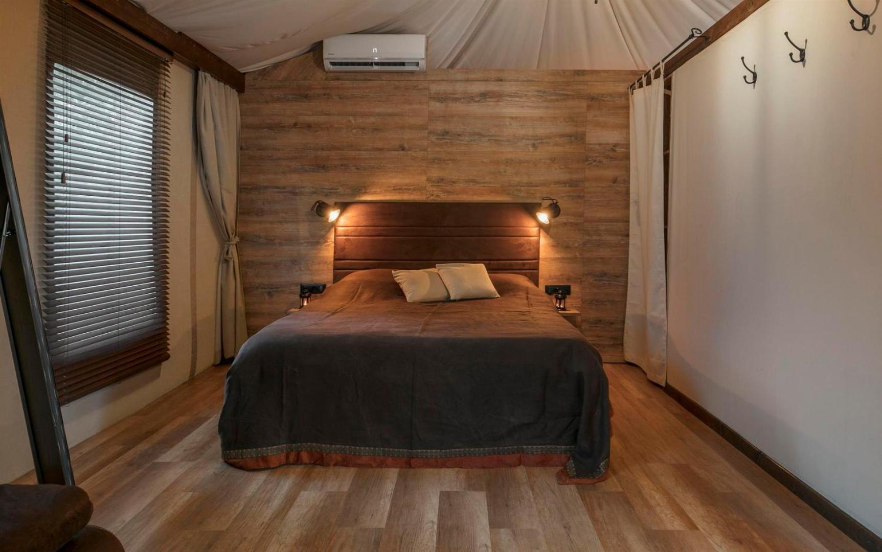 Glamping Tents And Mobile Homes Trasorka Veli Losinj Room photo